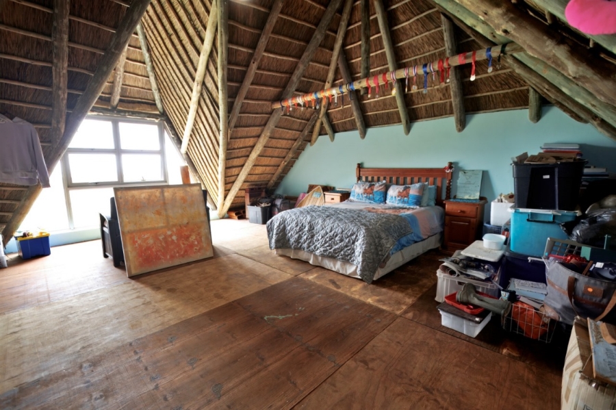 4 Bedroom Property for Sale in Stilbaai Wes Western Cape